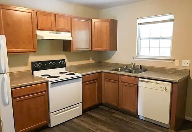 Foto del edificio - 700 Gardner Dr SE