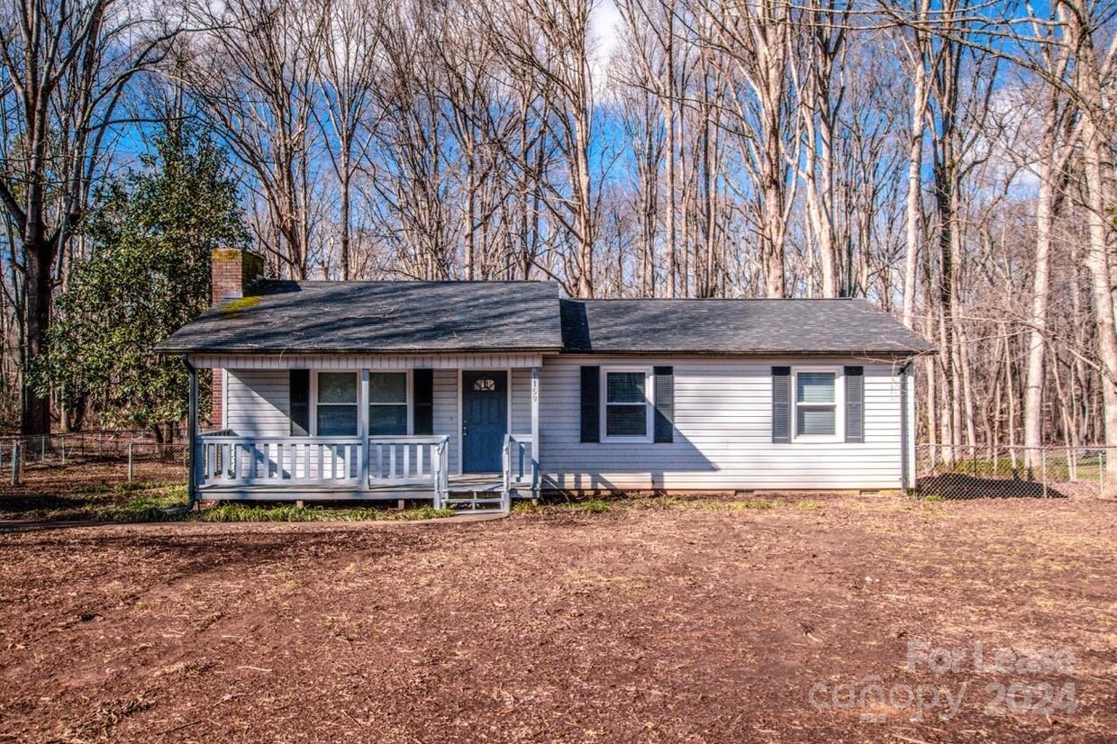 Foto principal - 1159 Camp Creek Rd