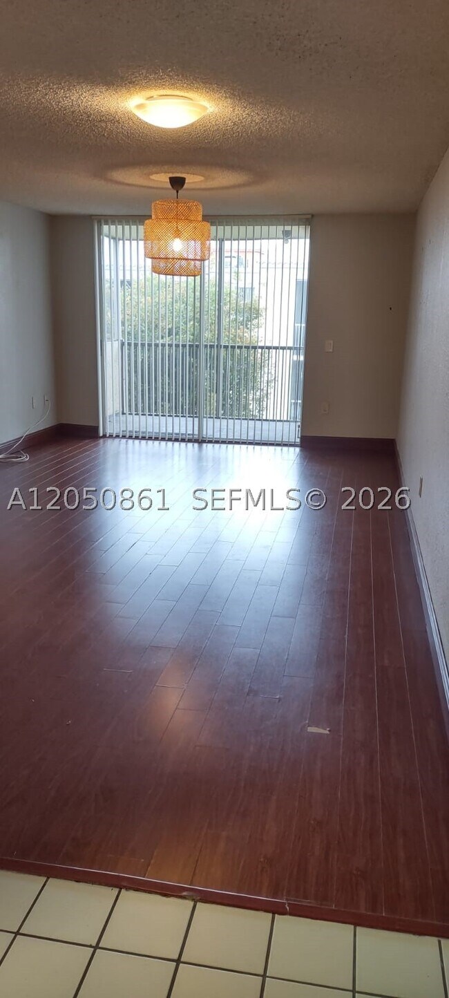 Building Photo - 8215 Lake Dr