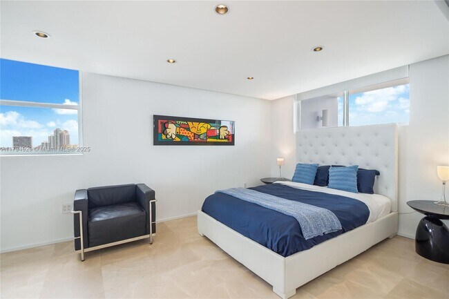 Foto del edificio - 1045 10th St