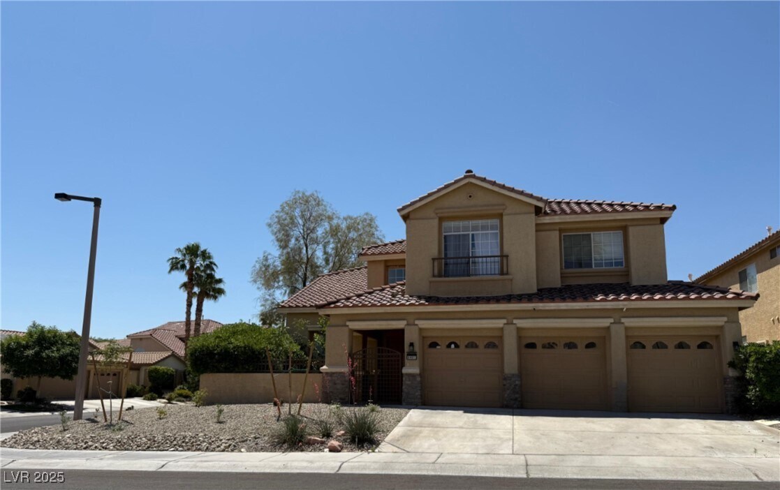 Primary Photo - 8401 Desert Quail Dr