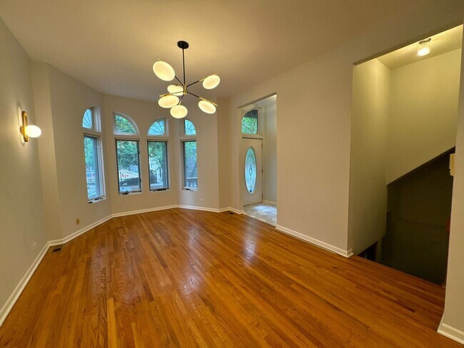 Foto del edificio - 923 W Fletcher St