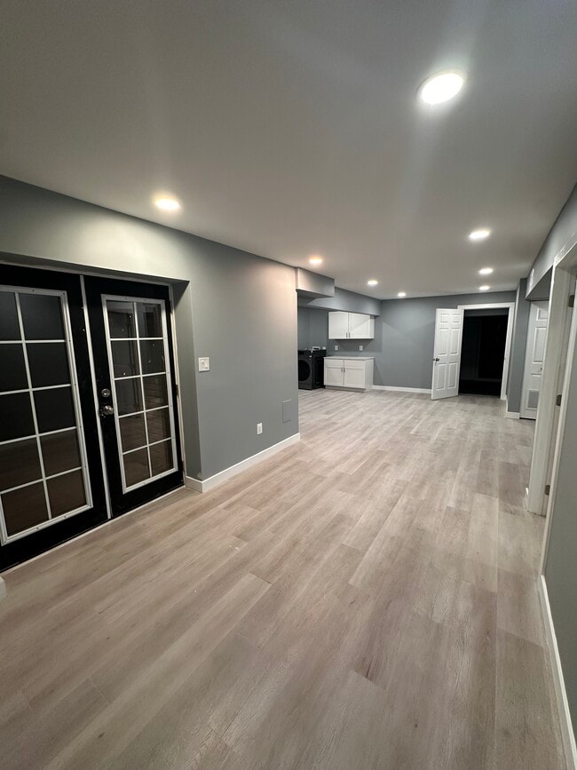 Building Photo - 5001 Edenvale Ct