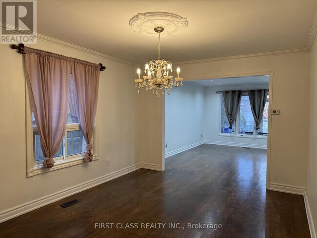 Building Photo - MAIN 11 HAZELMERE DRIVE