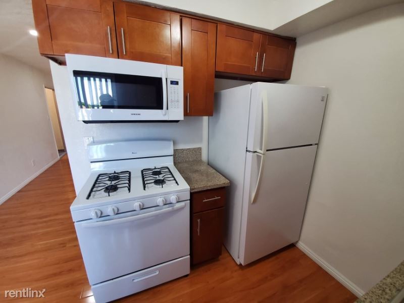 Foto principal - 2702 Washington Ave