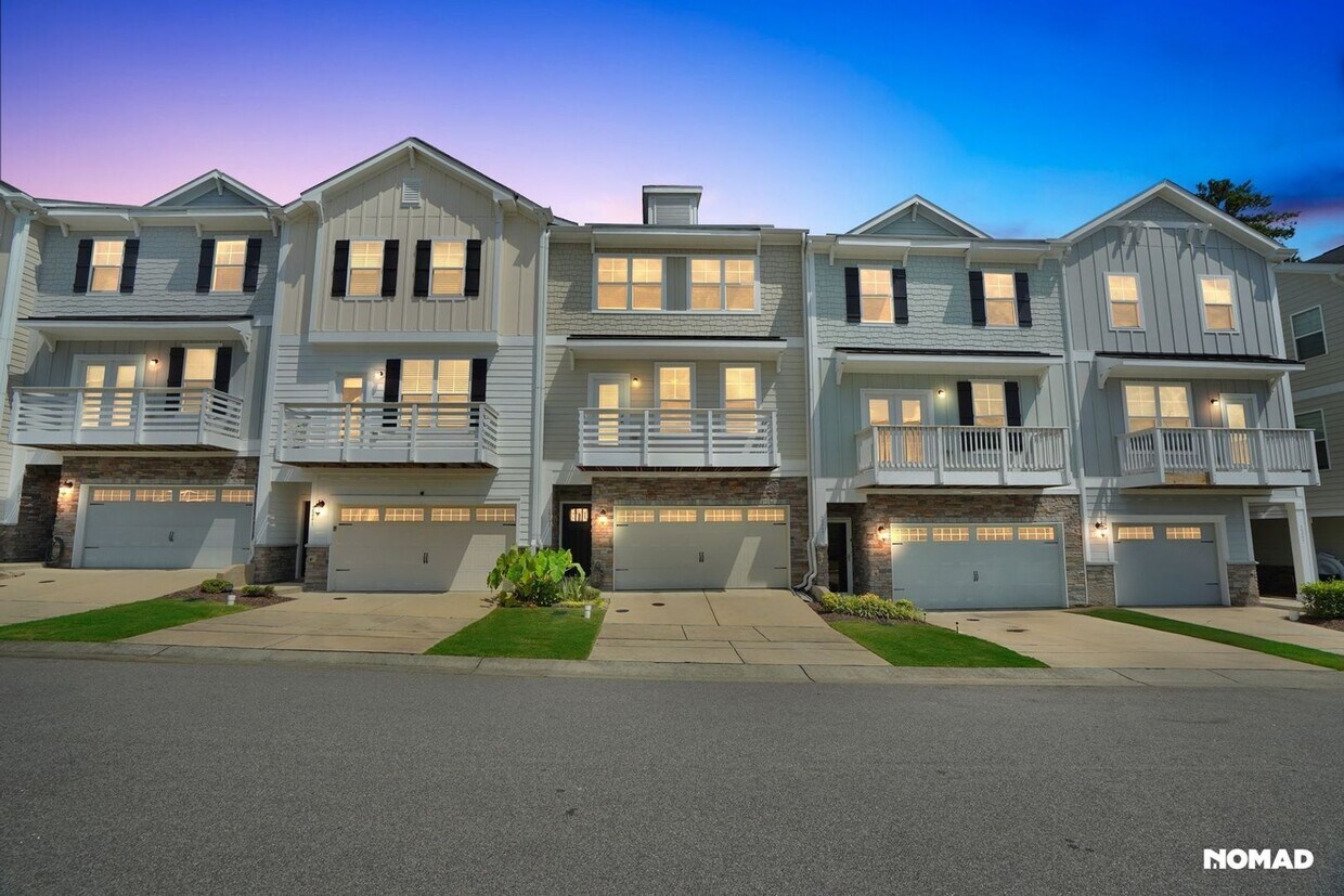 Primary Photo - Charming 4BR Townhome in Apex