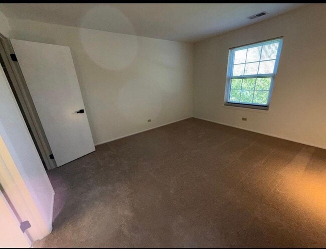 Building Photo - 380 Heather Ct