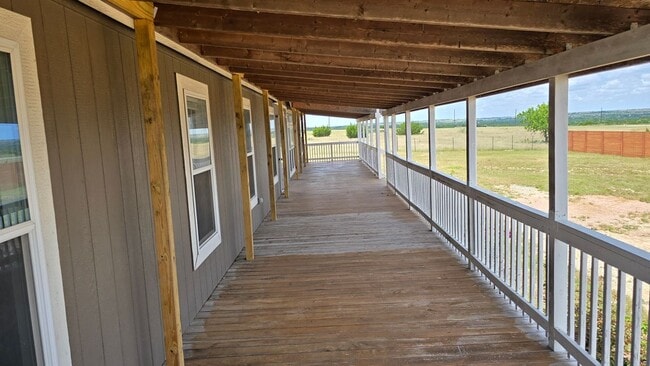 Building Photo - 148 Sunview Dr