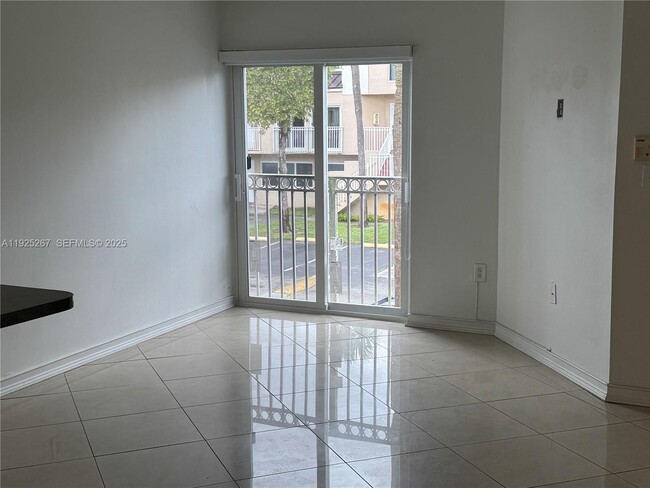 Foto del edificio - 8630 NW 5th Terrace