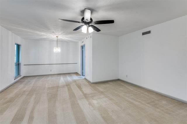 Foto del edificio - 2214 Grapevine Ln