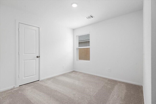 Building Photo - 2515 Ruffed Grouse Ct