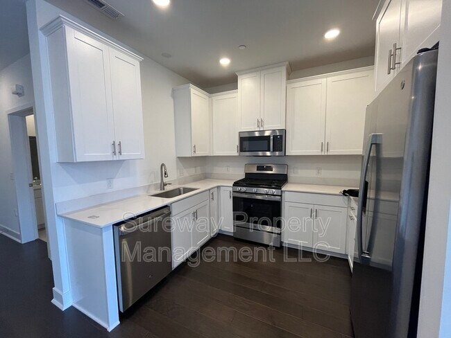 Building Photo - 257 Aaron Truehart Way