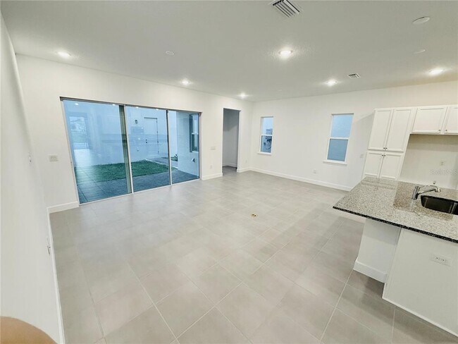 Foto del edificio - 12585 Clear Sapphire Dr