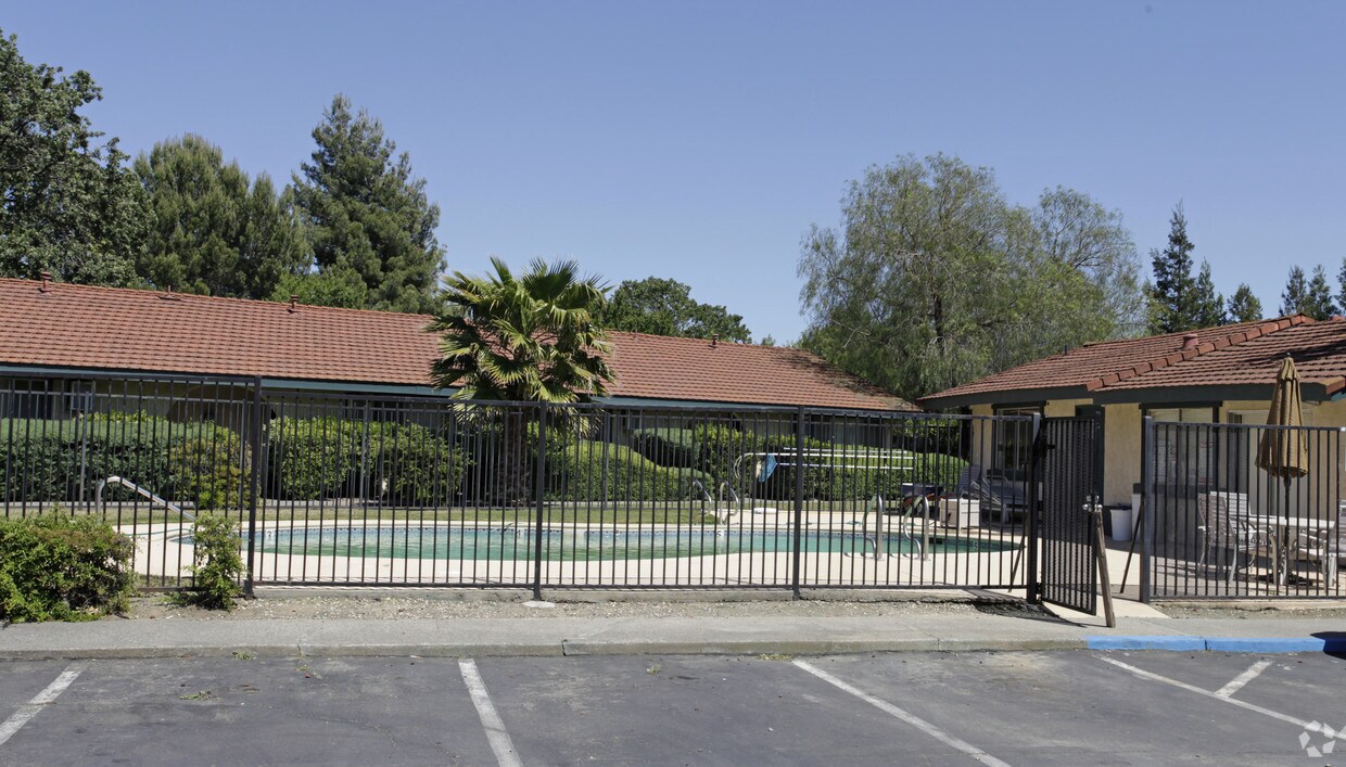 Adobe Villa Apartments - Adobe Villas