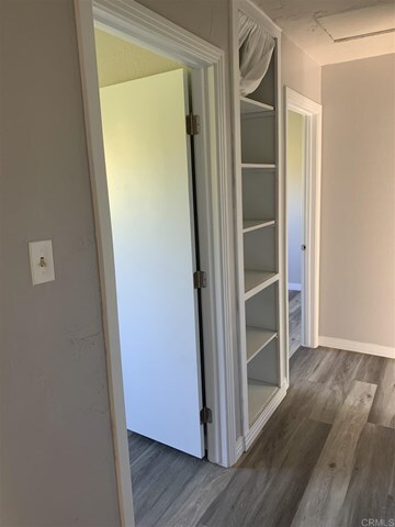 Foto del edificio - 2847 Emerald Dr