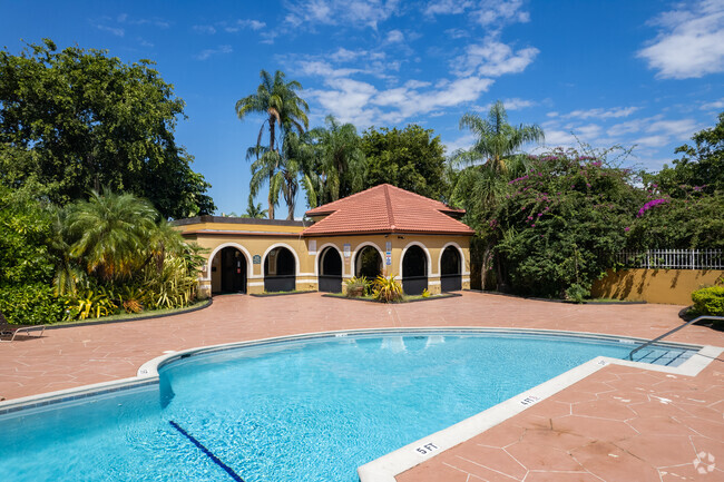 Foto del edificio - Courts At Kendall Tennis Club