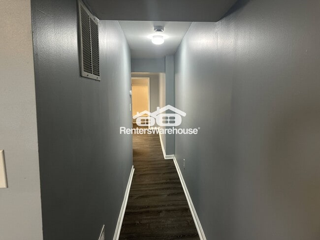 Building Photo - 1501 Cox St