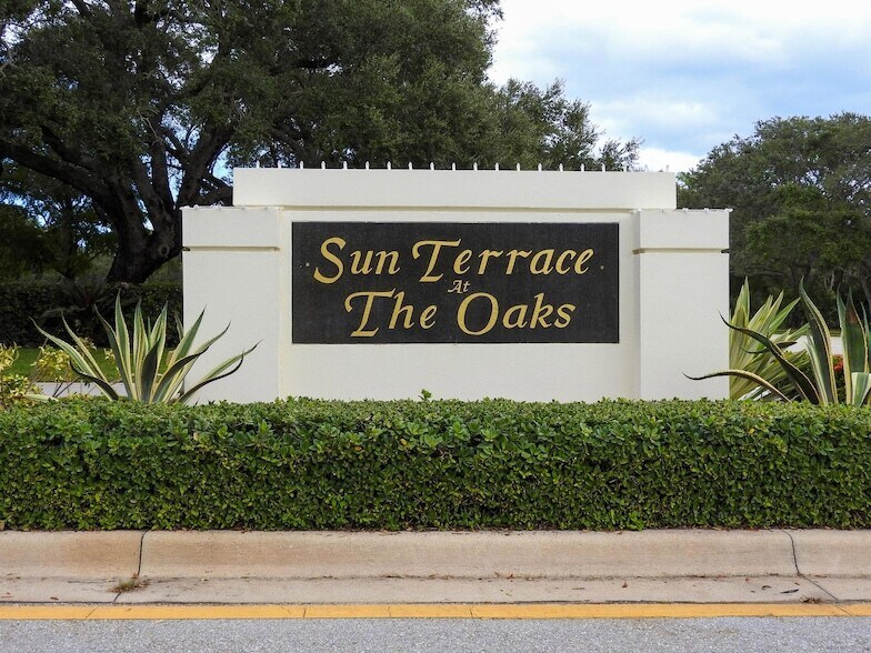 Foto principal - 1702 Silverleaf Oak Ct