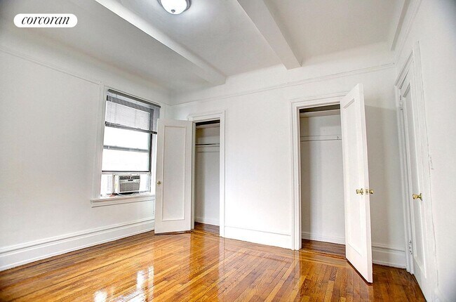 Building Photo - 315 W 102nd St