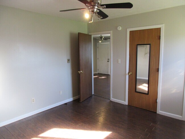 Foto del edificio - 803 7th Ave