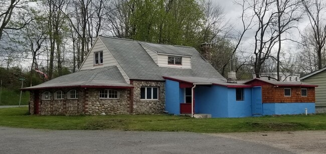 Building Photo - 1 Shoemakers Ln