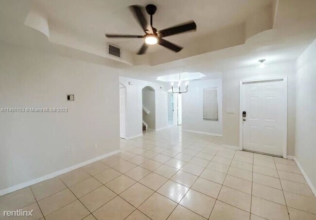 Building Photo - 3 br, 3 bath House - 8551 NW 138th St Apt ...