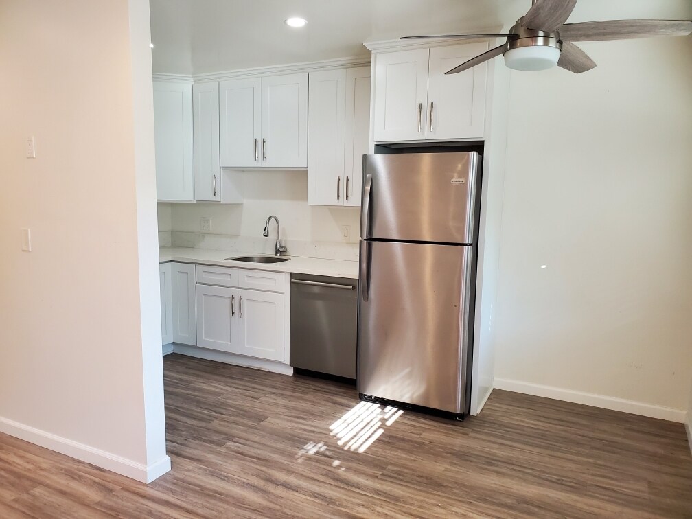 Foto principal - 12940 Walsh Ave
