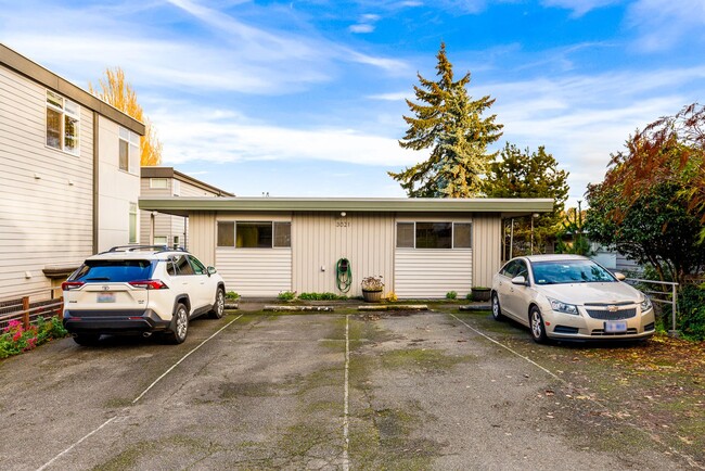 Building Photo - Renovated 2 Bedroom Unit in Magnolia