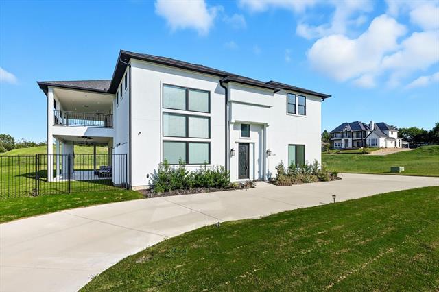 Building Photo - 7281 Waters Edge Dr