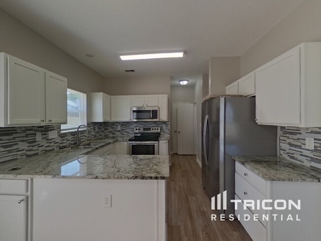 Foto del edificio - 512 Debra Cir SW