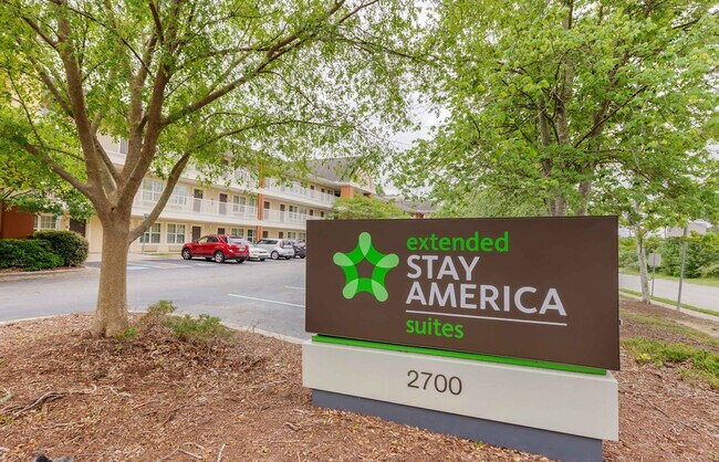 Foto del edificio - Furnished Studio-Raleigh - RDU Airport