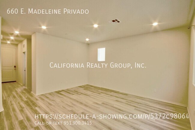 Building Photo - 660 E Madeleine Privado