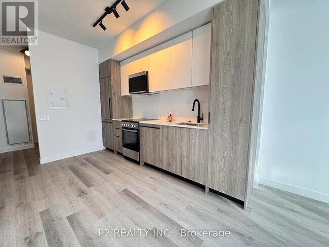 Building Photo - 1635 Military Trail