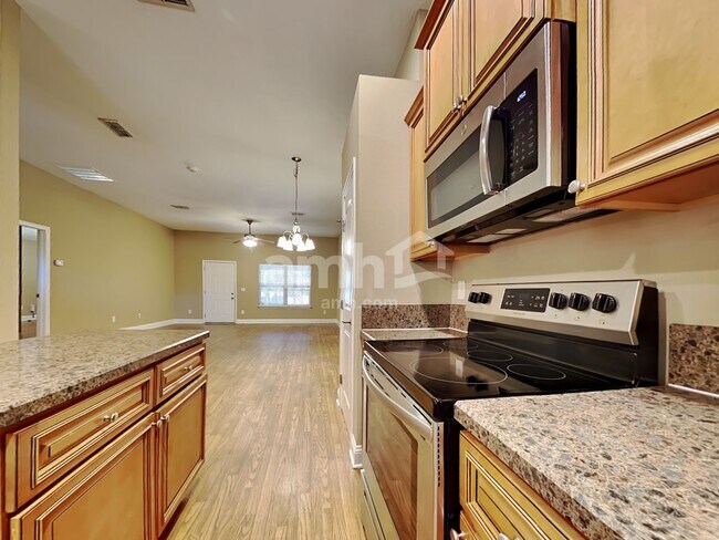 Foto del edificio - 2132 Cherokee Cove Trl