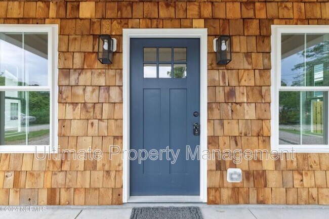 Building Photo - 5067 Peachtree Ave