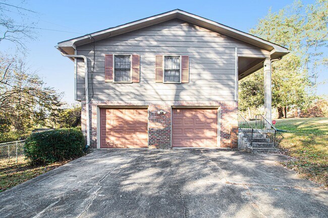 Foto del edificio - 3 bdrm, 2 bath in Decatur