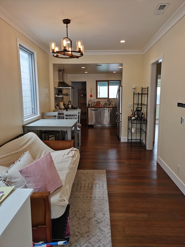 Upper kitchen & dinning area - 134 Santa Barbara Ave