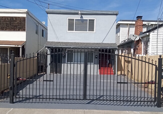 Foto del edificio - 1459 103rd Ave