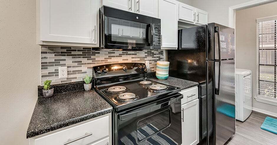 The Arbors on Forest Ridge Apartments - 2200 Forest Ridge Dr Bedford ...