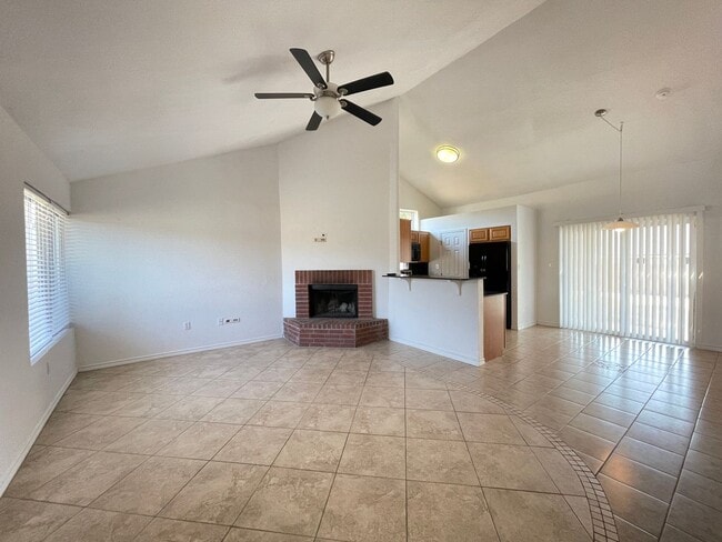 Building Photo - 3-Bedroom House on 1/2 an Acre for Rent in Killeen