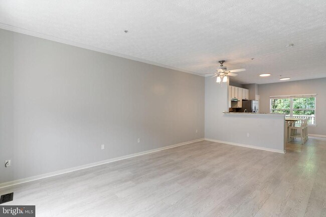 Foto del edificio - 8212 Silverton Ct