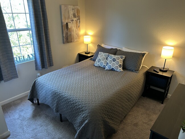 Photo - Laurel Lane Apartment