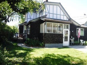 Building Photo - 830 W Ada St