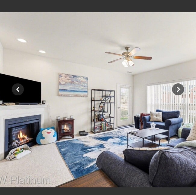 Foto del edificio - 28218 S Pointe Ln