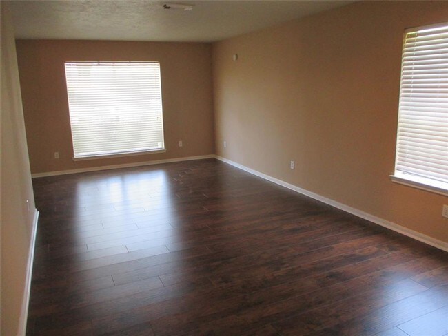 Building Photo - 4326 Burke Ridge Dr