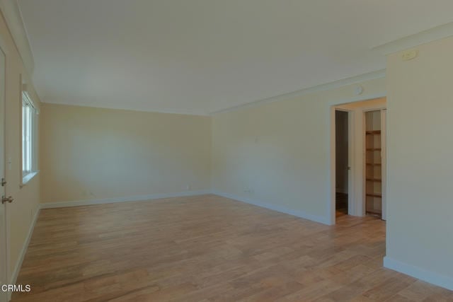 Building Photo - 728 W Hemlock St