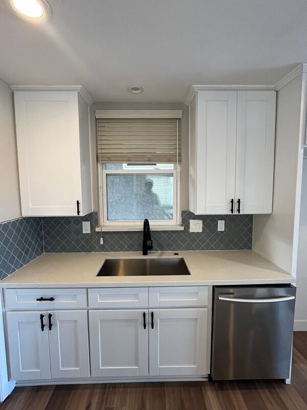 Foto del edificio - 4014 Wooster Dr