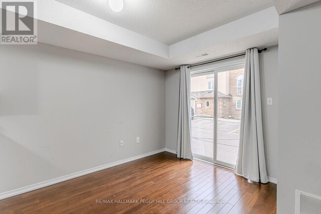 Photo du bâtiment - 15 Cheltenham Rd