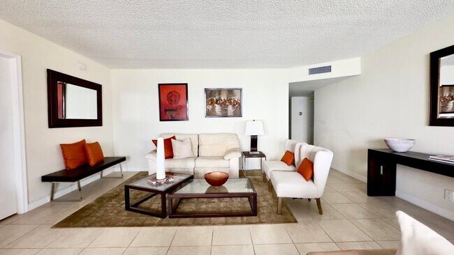 Foto del edificio - 5100 N Ocean Blvd
