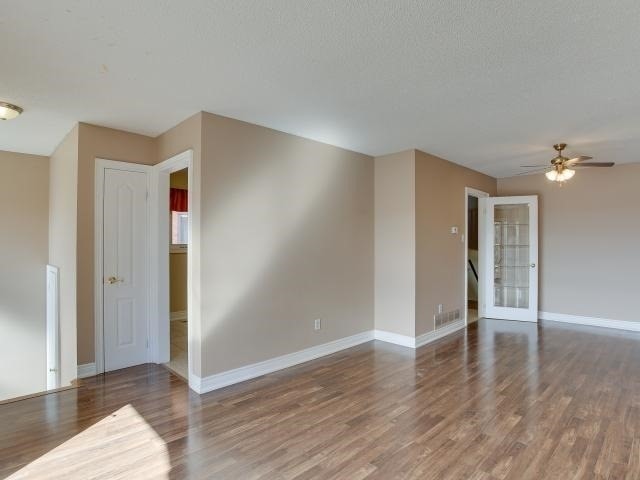 Building Photo - 47 Deerpark Cres